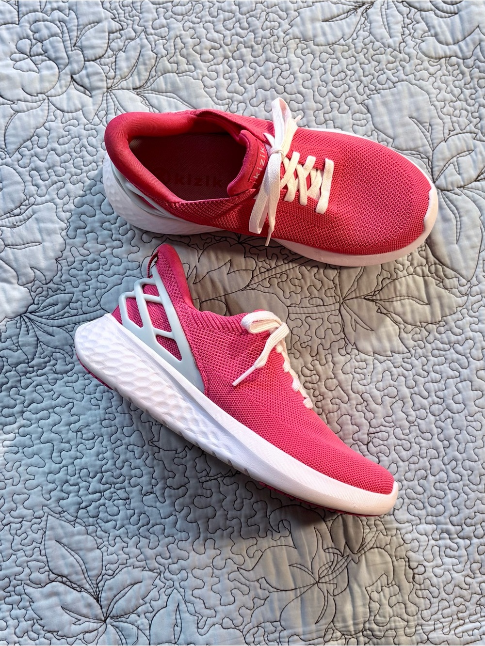 KIZIK Athens Wide Hands-Free Step-In Sneakers Hot Pink Women’s Size 7 Wide🧡